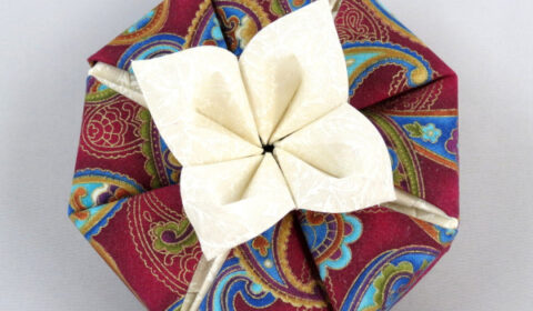 Berline Chao, Origami Artist; Daylily